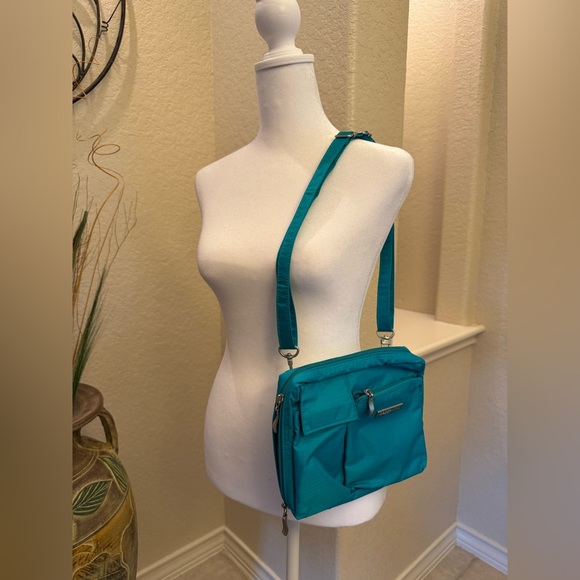 Baggallini Crossbody/Belt Bag in Teal NWOT - Picture 10 of 16